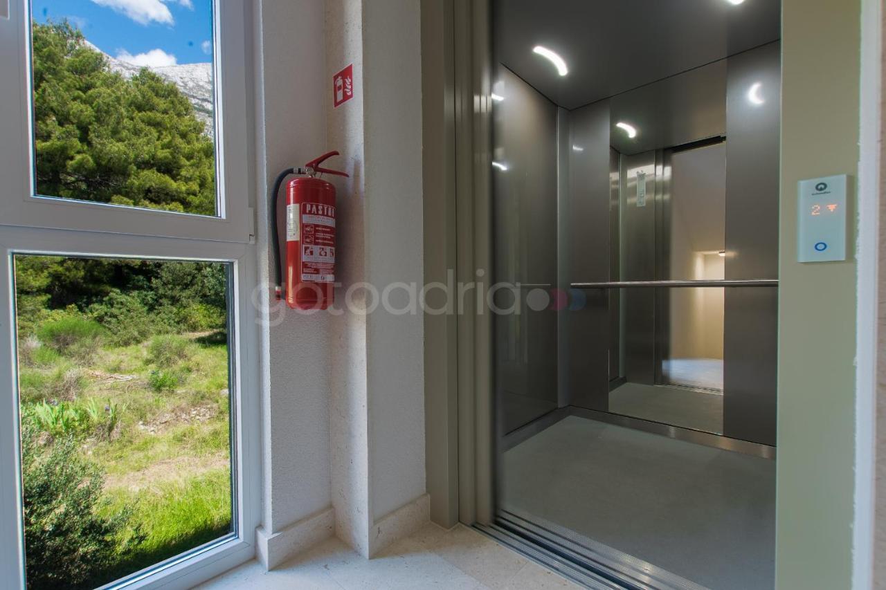 Sea View Apartments Diana Makarska Exterior foto