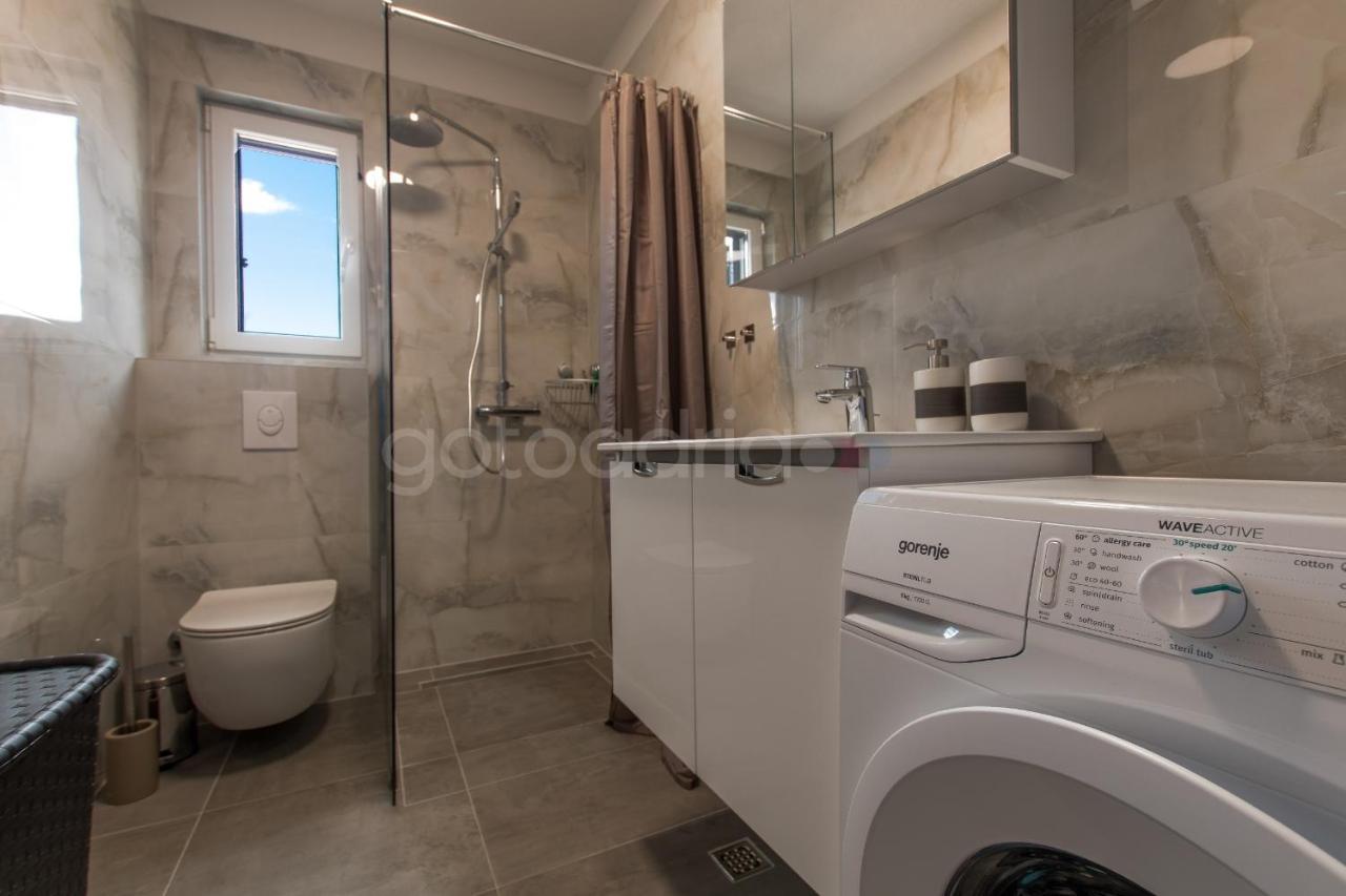 Sea View Apartments Diana Makarska Exterior foto