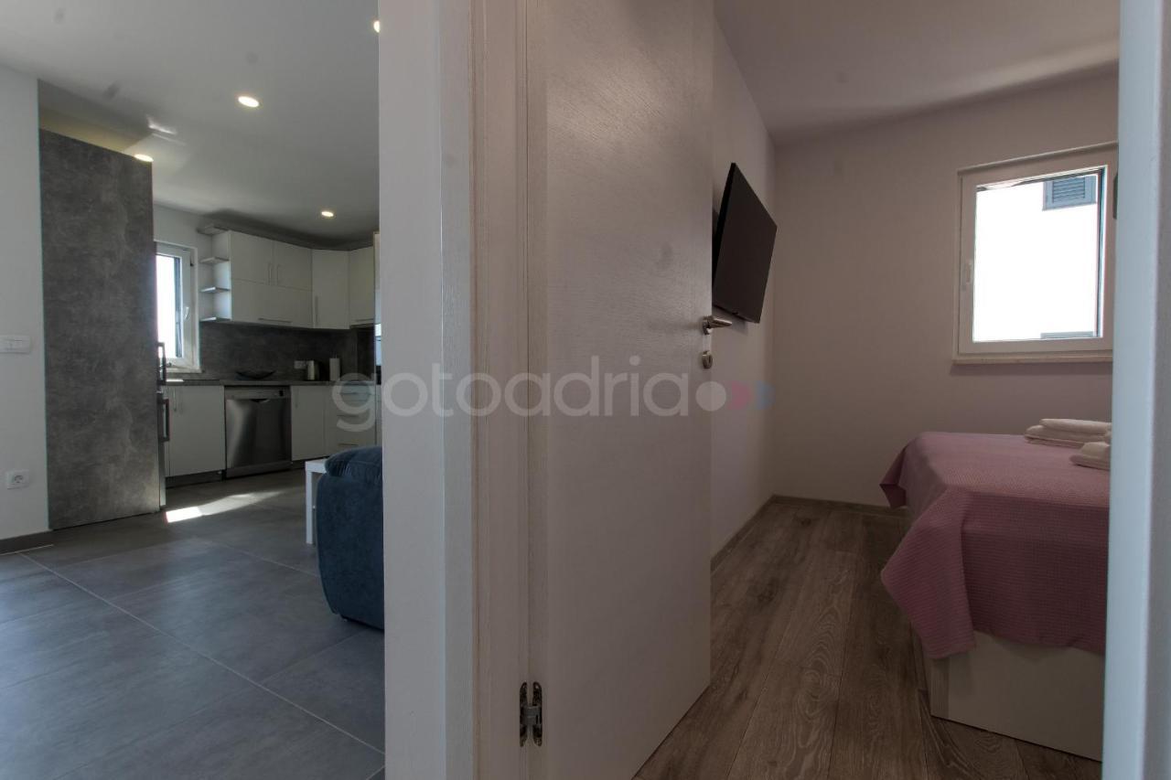 Sea View Apartments Diana Makarska Exterior foto