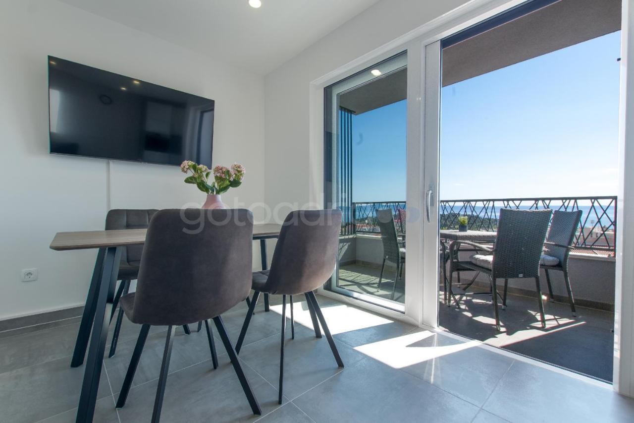 Sea View Apartments Diana Makarska Exterior foto
