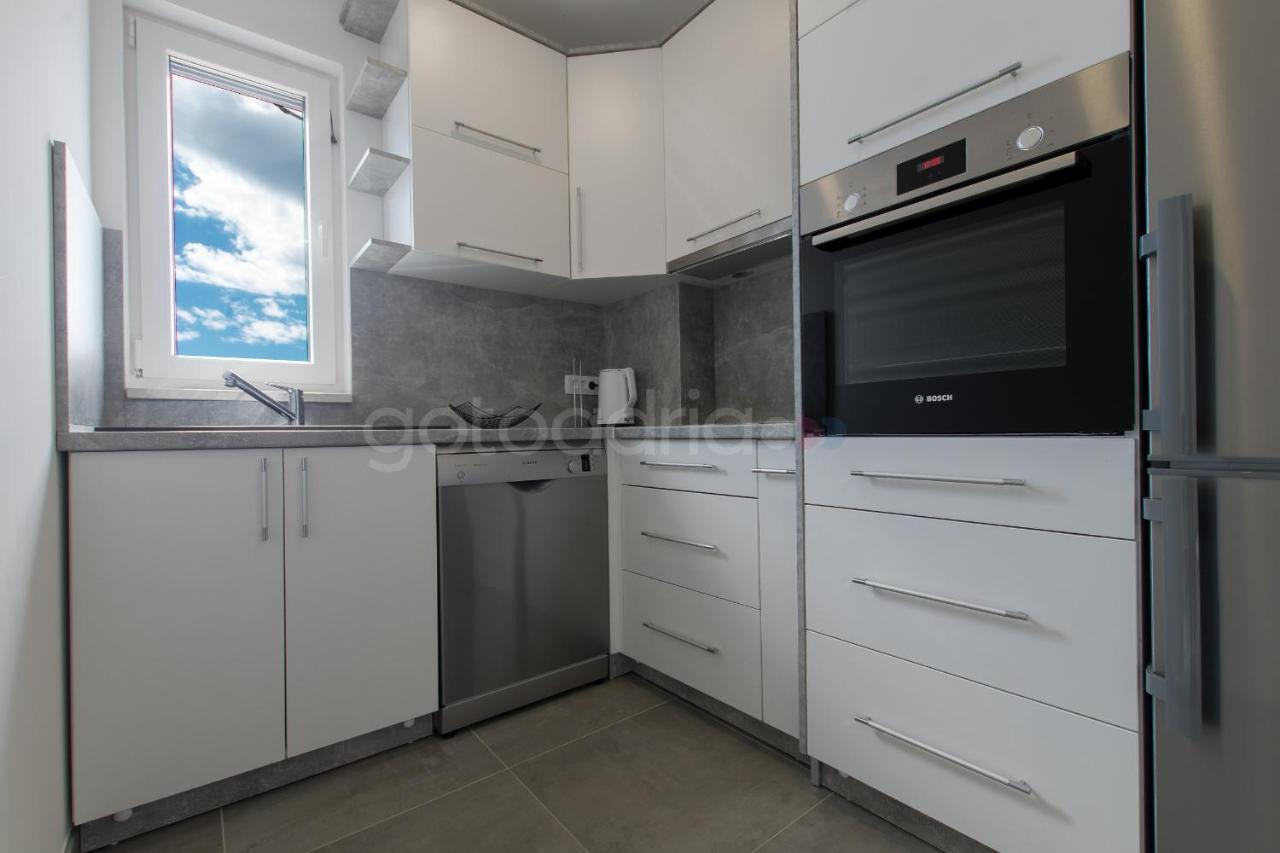Sea View Apartments Diana Makarska Exterior foto